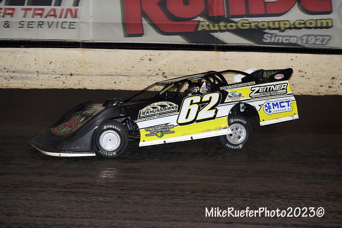 RacinBoys News Zeitner dominates for first Yankee Dirt Track Classic